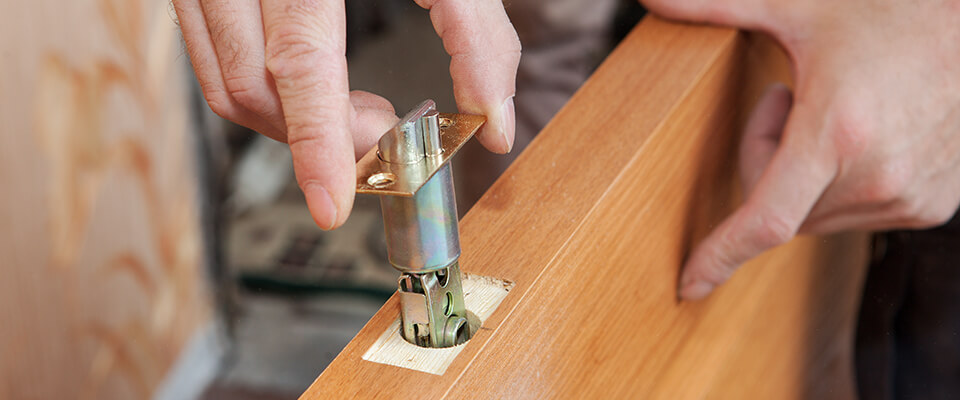 Fitting a new door lock